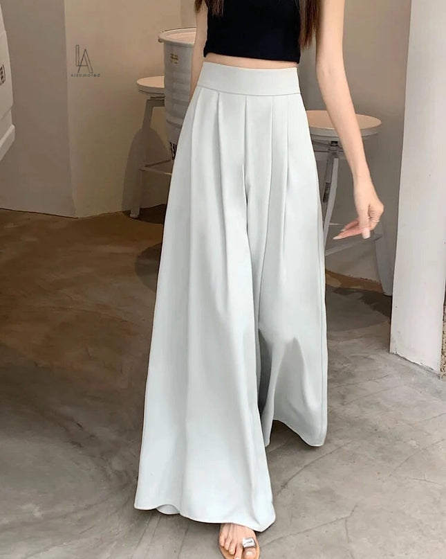 Elevate Your Style with These Chic Women's Pleated Trousers