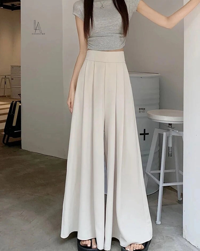 Elevate Your Style with These Chic Women's Pleated Trousers