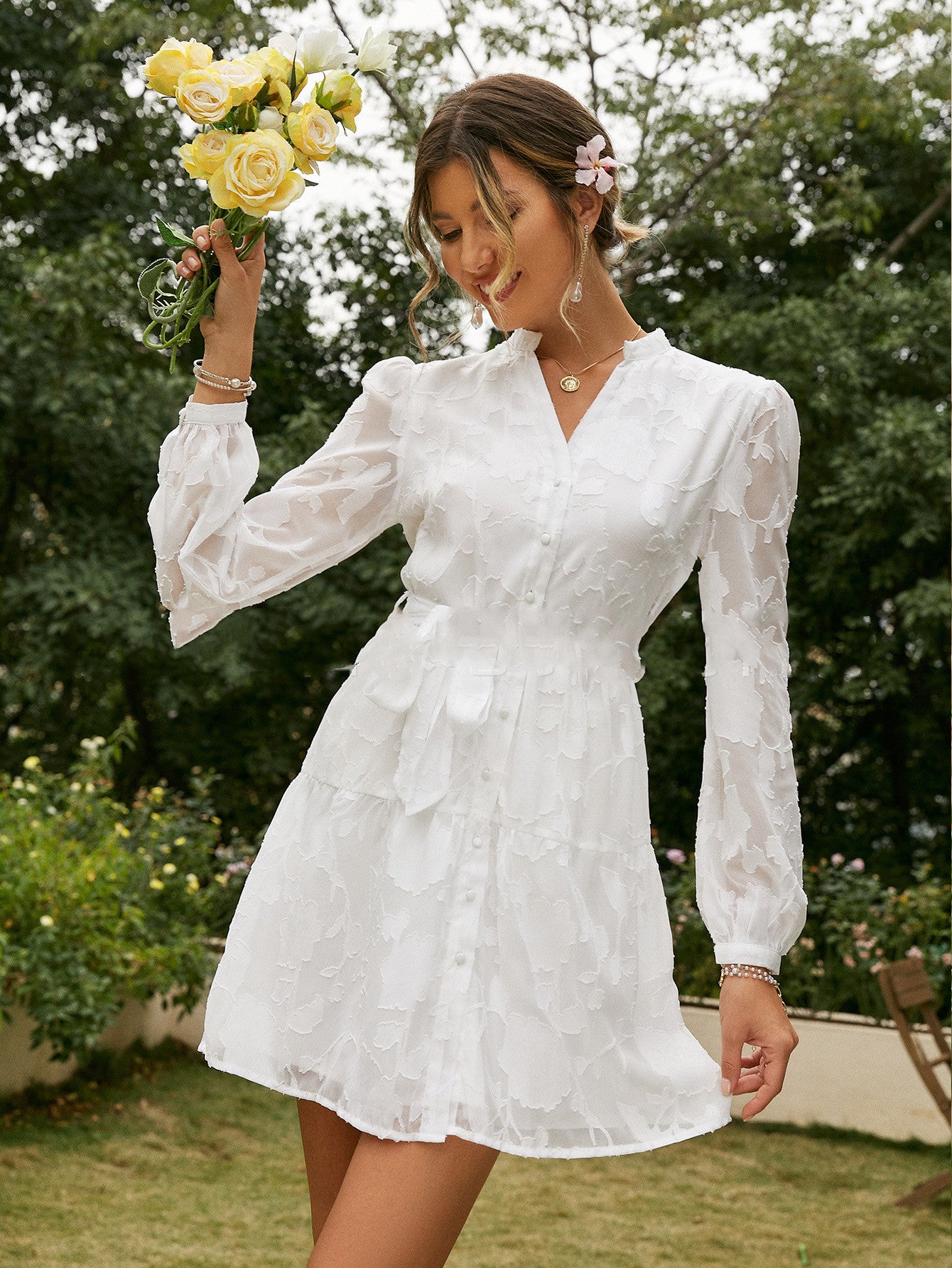 High Waist Ruffle Dress for Stylish Commuters