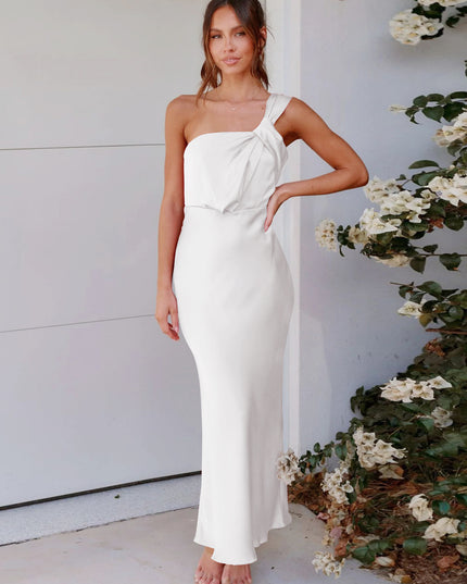 Women's Sleeveless One-shoulder Long Sense Dress
