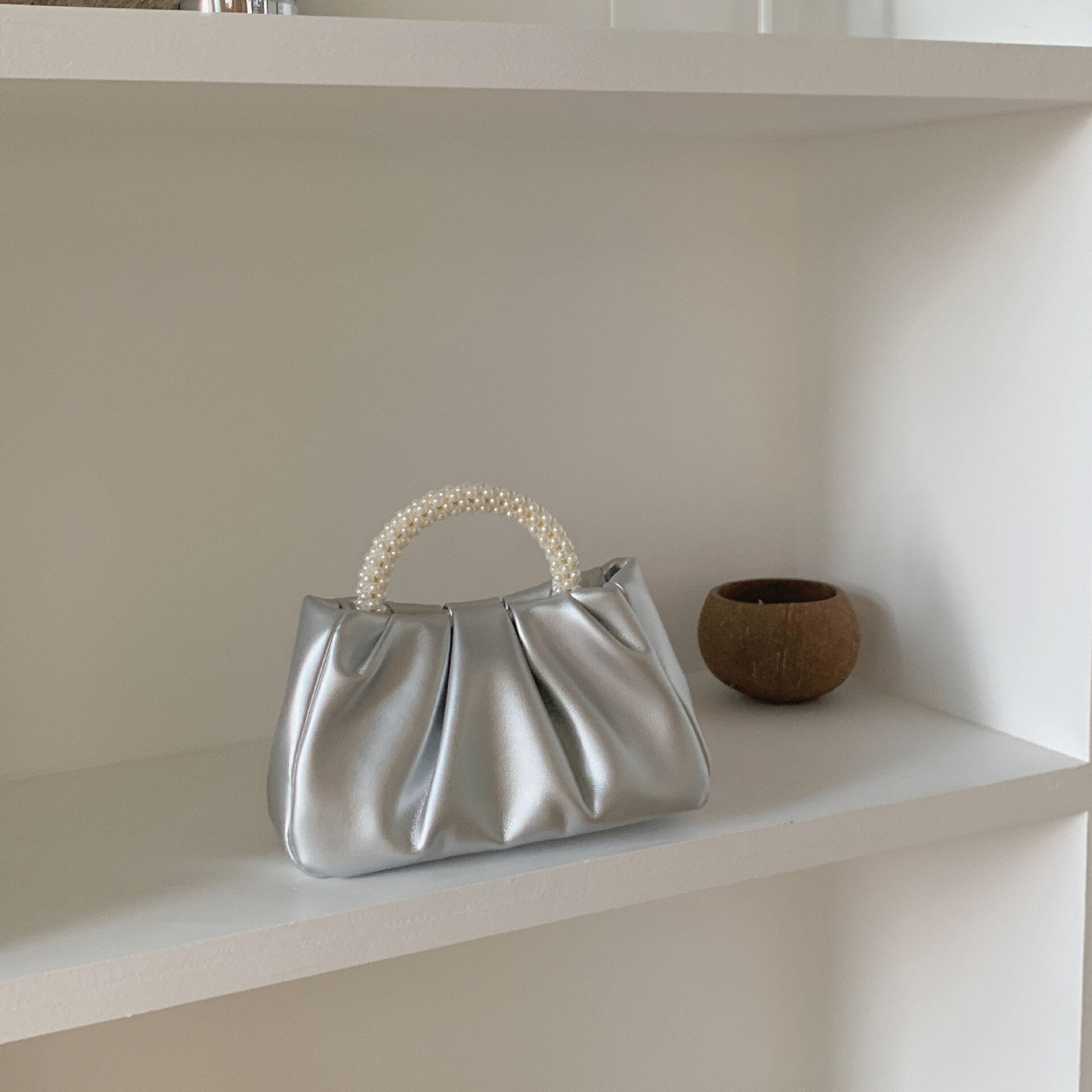 Sweet Pearl Handle Women's Small Shoulder Bags Pleated