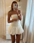 S / White