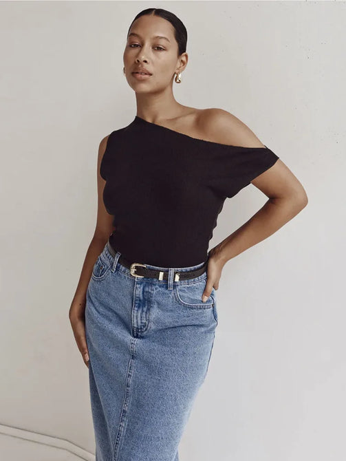 Solid Sleeveless Crop Top - Women's Casual Vest with Skew Collar and Backless Design