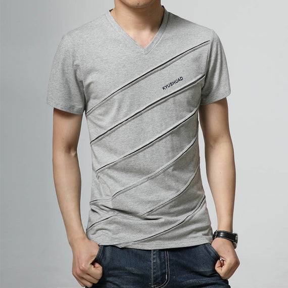 New Summer T Shirt Men Patch Mens T-shirt Casual V Neck T-shirt Slim Tee Shirt Hommes Design Solid Color Short Sleeve Shirt