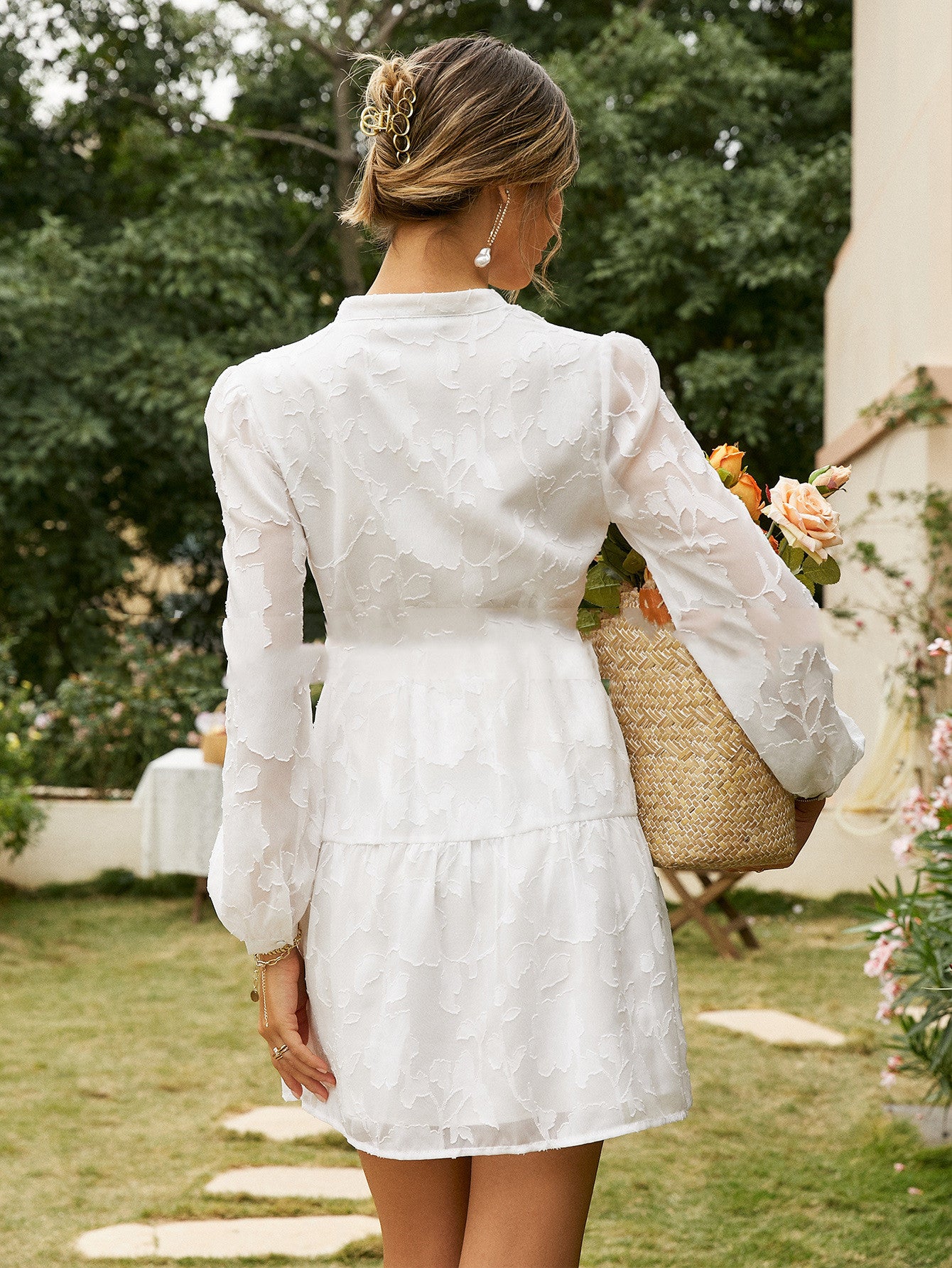 High Waist Ruffle Dress for Stylish Commuters