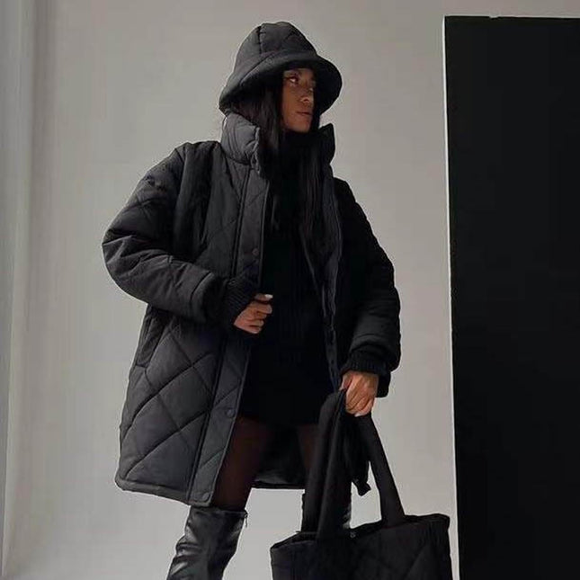 Höst- och vinterparkas och väskor, quiltade kappor och jackor för kvinnor, varma trenchcoats, långa dunjackor och outfits