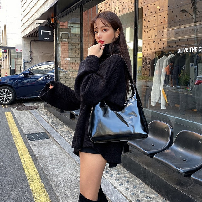 Fashion Design Women Shoulder Bags Vintage Patent Leather Ladies Underarm Bag Retro Solid Color Female Girls Half Moon Handbags