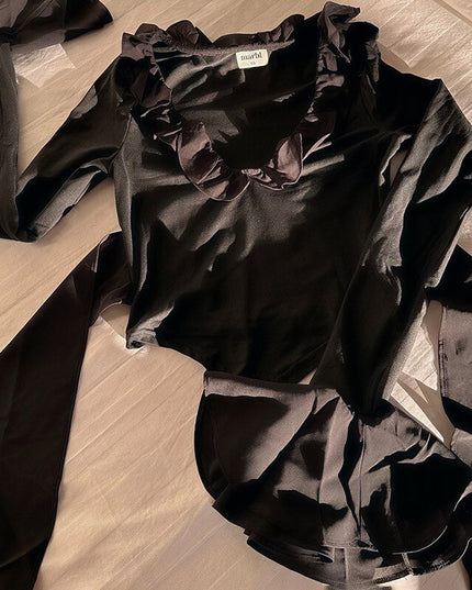 Elegante Rüschen-Detail-Oberteile mit ausgestellten Ärmeln, tiefem Dekolleté, schmalem Bindeband hinten, sexy Y2K-Crop-Tops, einfarbige Kleidung